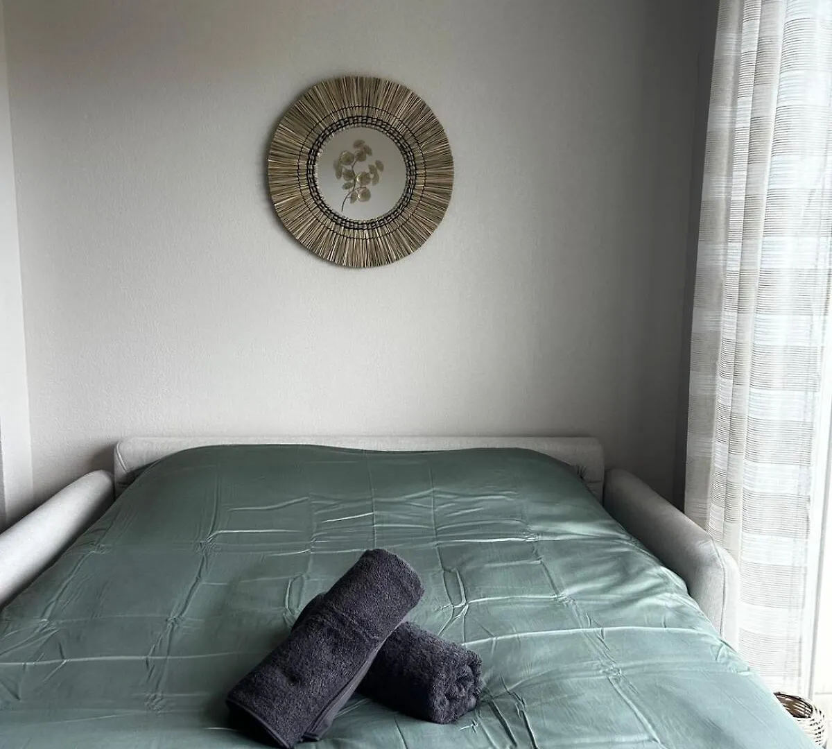 L'Aphyllante Appartement T2 Trebas 0*,