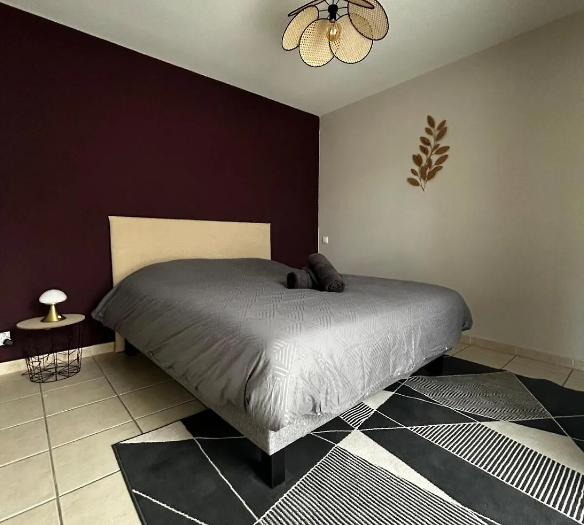 Апартаменты L'Aphyllante Appartement T2 Trebas